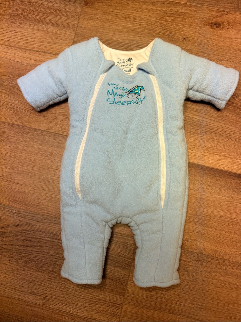 Baby Merlin’s Magic Sleepsuit Blue Small 3-6M Swaddle Transition Sleep Sack Zip - Picture 2 of 13